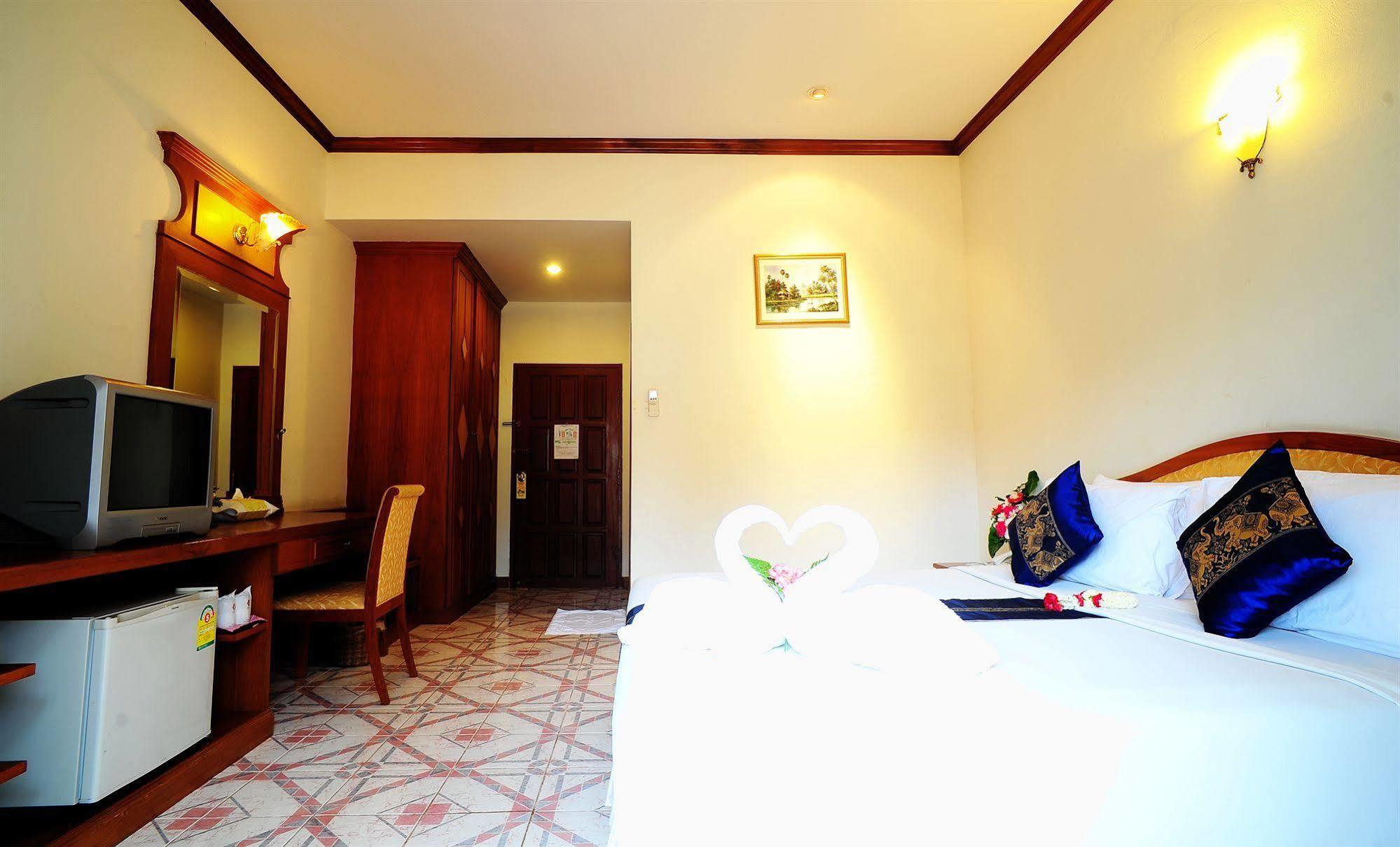 Indochina Hotel Sa Kaeo Exterior foto